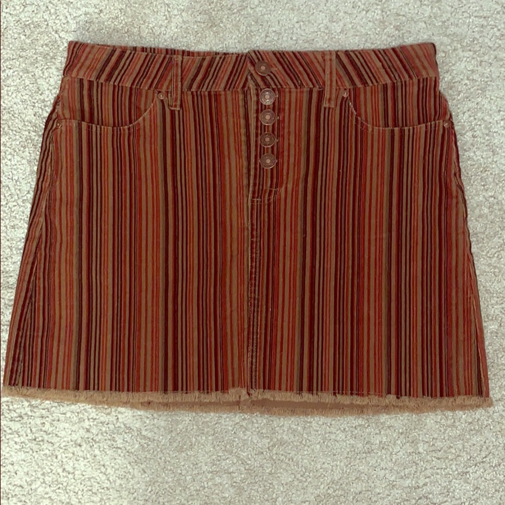 Skirt never worn before